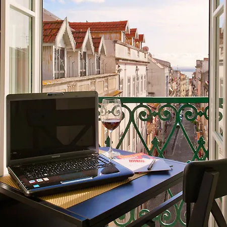 Colours Bairro Alto Lisbon