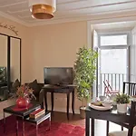 Colours Bairro Alto Apartman *