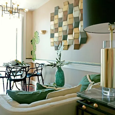 Colours Bairro Alto *