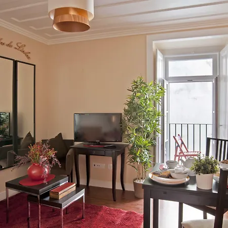 Colours Bairro Alto Apartment *