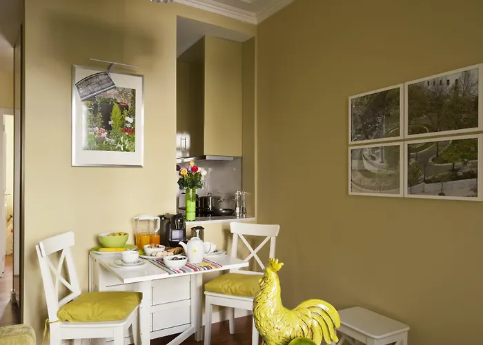 Colours Bairro Alto *