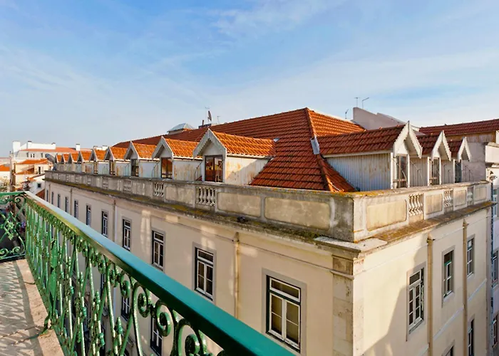 Colours Bairro Alto *