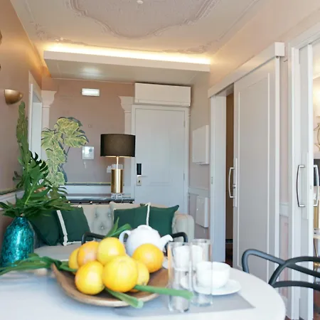 Colours Bairro Alto *