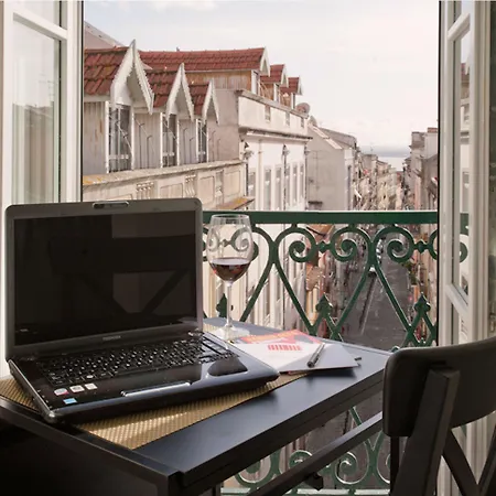 Colours Bairro Alto شقة Lisboa
